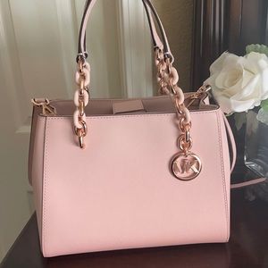 Michael Kors Medium